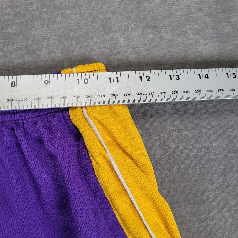 NBA Hardwood Classics Los Angeles Lakers‎ Mesh Basketball Shorts Boys Med Purple